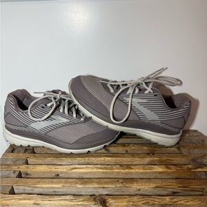 Brooks Addiction Walkers. Casual, Comfort, Outdoor Walking Shoes. 8.5 Extra Wide